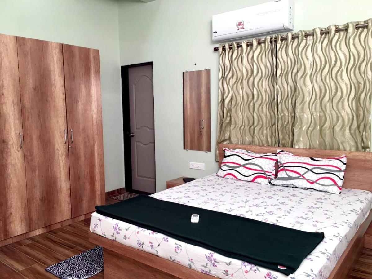 Neville'S Villa - Pet Friendly With Pool Alībāg Exterior photo