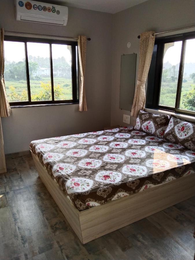 Neville'S Villa - Pet Friendly With Pool Alībāg Exterior photo