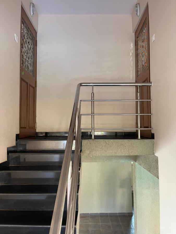 Neville'S Villa - Pet Friendly With Pool Alībāg Exterior photo