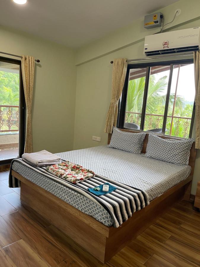 Neville'S Villa - Pet Friendly With Pool Alībāg Exterior photo