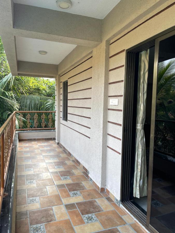 Neville'S Villa - Pet Friendly With Pool Alībāg Exterior photo