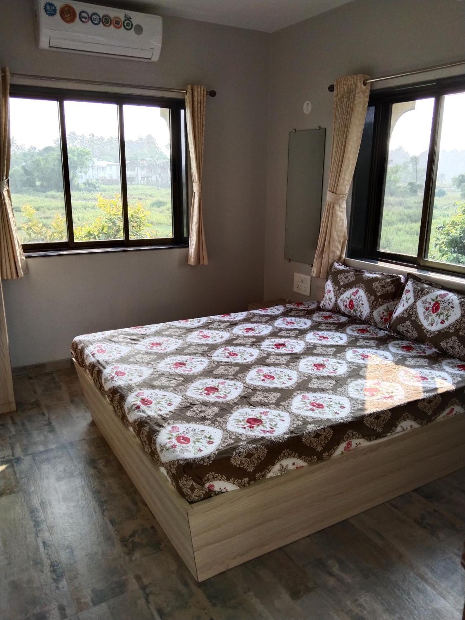 Neville'S Villa - Pet Friendly With Pool Alībāg Room photo